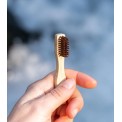 Brosse à dents de voyage de Paos. L'hygiène ultra compacte.