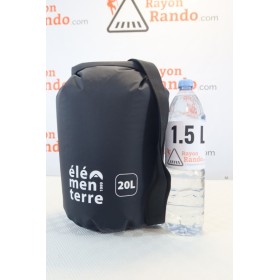 Ultraleichter wasserdichter Beutel Anaso 20 L von Elementerre. Wickeltasche.