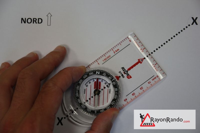 Comment utiliser une boussole en randonnée pour se repérer au mieux ? -  RayonRando